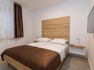 Guest House Petra Трогир Экстерьер фото